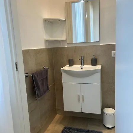 Moderno A * Verona